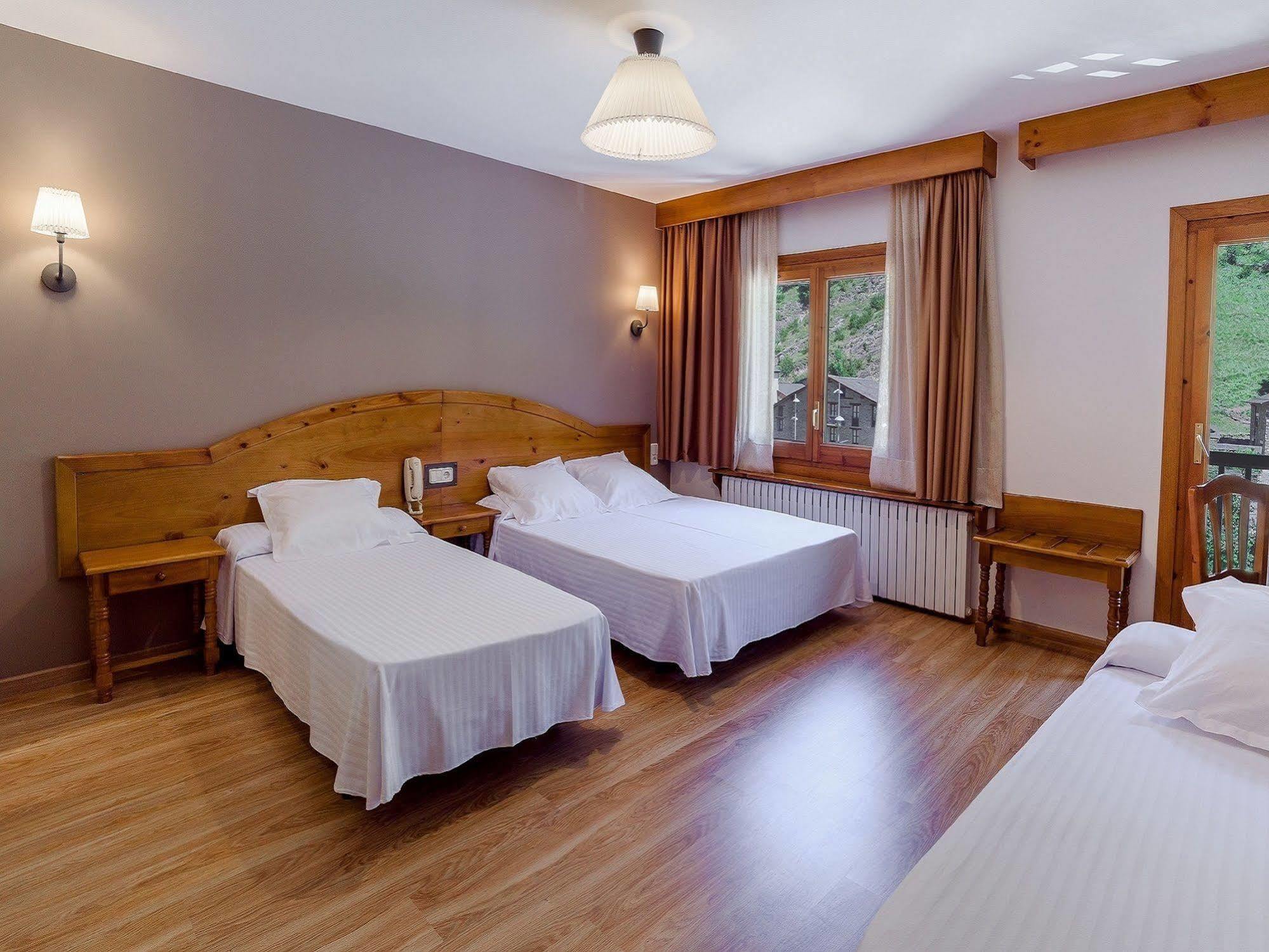 Hotel Sant Miquel Andorra la Vella Luaran gambar